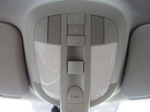 Used 2010 Mercedes-Benz GL 450 4MATIC image 23