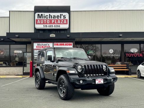 Used 2020 Jeep Wrangler Sport image 2