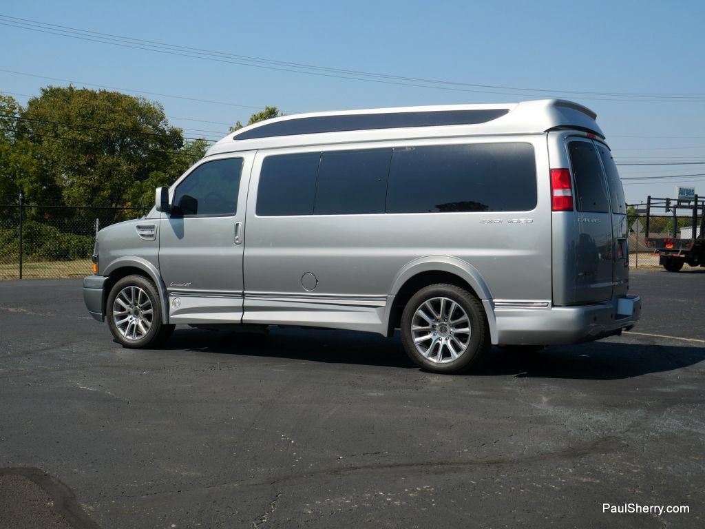 Used 2021 Chevrolet Express 2500 LS w/ Enhanced Convenience Package RWD image 14