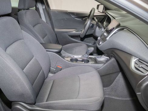 Used 2024 Chevrolet Malibu LT FWD image 15