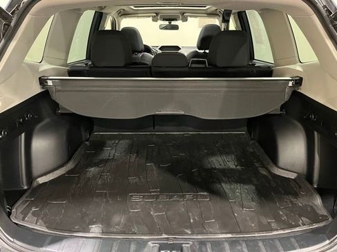 Used 2021 Subaru Forester Premium AWD/4WD image 13