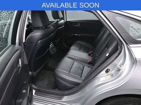 Used 2017 Toyota Avalon Touring w/ Carpet Mat Package FWD image 32
