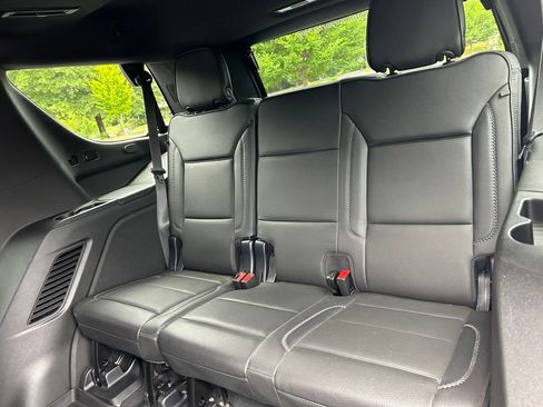 Used 2023 GMC Yukon Denali AWD/4WD image 42