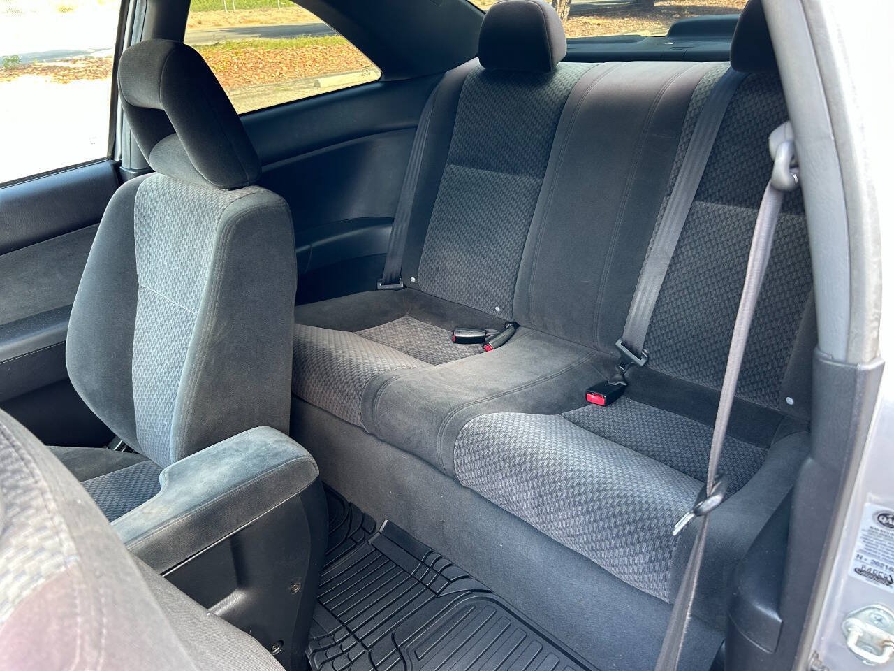 Used 2004 Honda Civic VP image 25