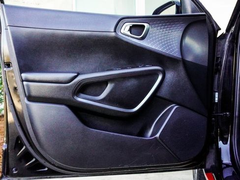 Used 2021 Kia Soul GT-Line image 34