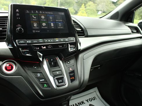 Used 2024 Honda Odyssey Sport image 42