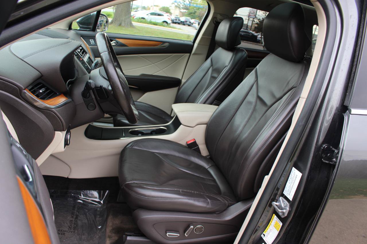 Used 2018 Lincoln MKC Select w/ Lincoln MKC Climate Package AWD/4WD image 15