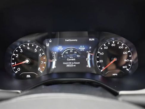 Used 2025 Jeep Compass Limited image 27