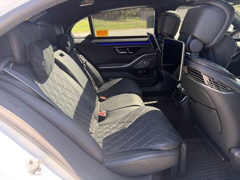 Used 2021 Mercedes-Benz S 580 4MATIC Sedan image 12