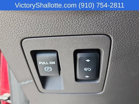 Used 2019 Ford Expedition Limited w/ Equipment Group 302A AWD/4WD image 18