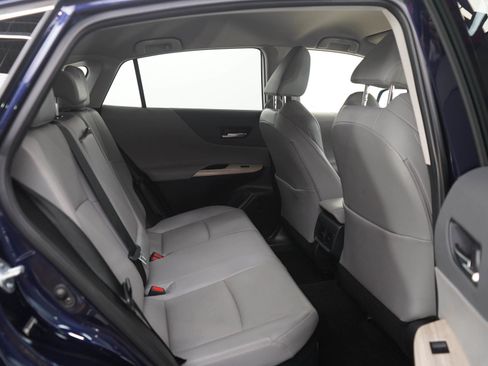 Used 2021 Toyota Venza XLE w/ Softex Package AWD/4WD image 12