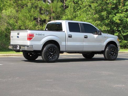 Used 2011 Ford F150 XLT w/ XLT Chrome Pkg AWD/4WD image 6
