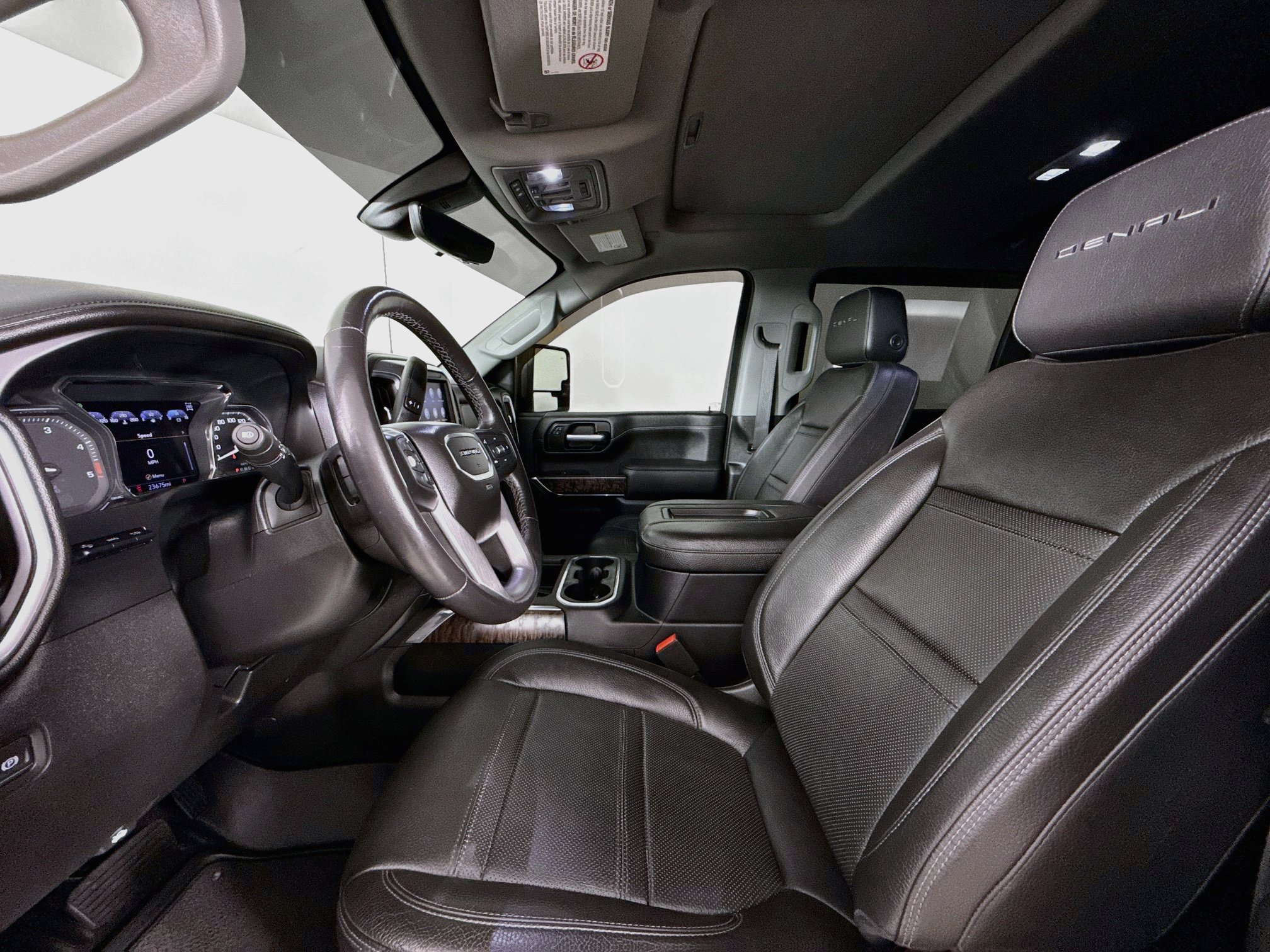 Used 2020 GMC Sierra 2500 Denali w/ Denali Ultimate Package AWD/4WD image 24
