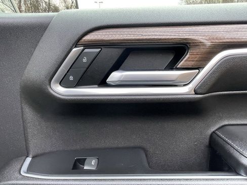 Certified 2022 Chevrolet Silverado 1500 RST w/ Convenience Package II image 15