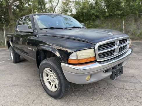 Used 2002 Dodge Dakota SLT AWD/4WD image 1