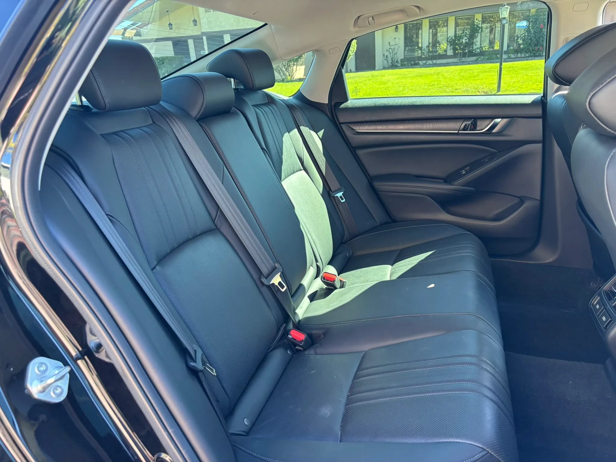 Used 2022 Honda Accord Touring image 15