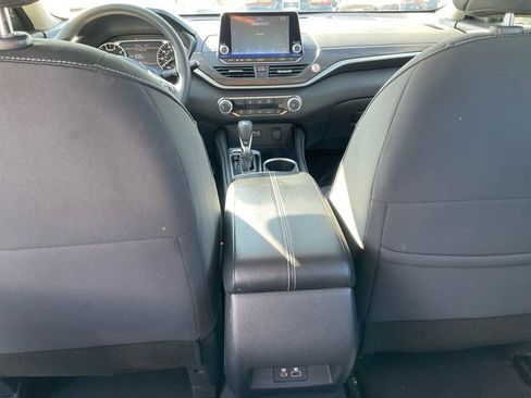 Used 2023 Nissan Altima 2.5 SV image 28