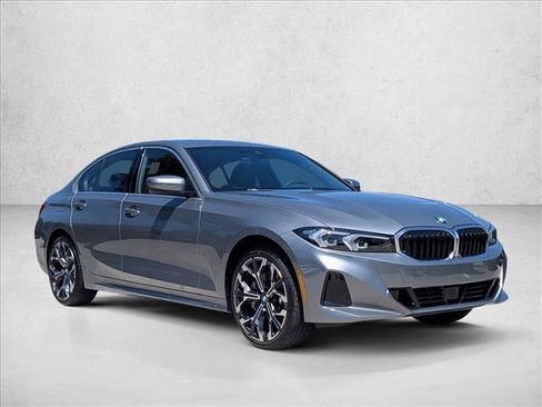 Used 2026 BMW 330i xDrive Sedan w/ Premium Package AWD/4WD image 6