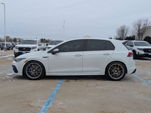 Used 2023 Volkswagen Golf R image 8