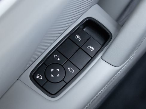 Certified 2024 Porsche 911 Turbo S AWD/4WD image 19