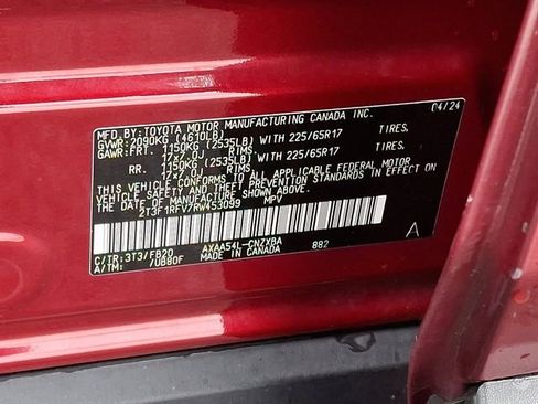 Used 2024 Toyota RAV4 LE image 27