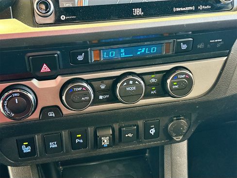 Used 2020 Toyota Tacoma Limited image 16