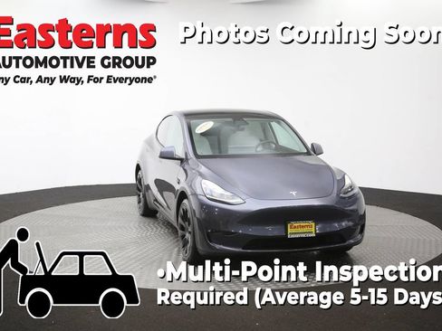Used 2022 Tesla Model Y Long Range AWD/4WD image 47