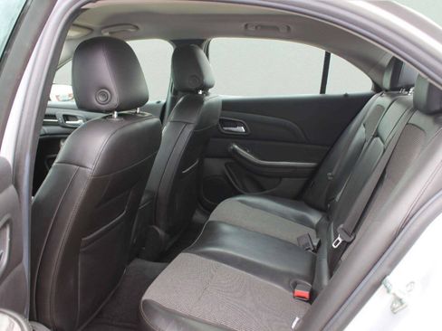 Used 2014 Chevrolet Malibu LT w/ Power Convenience Package FWD image 7