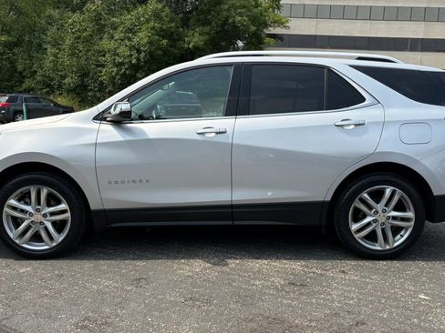 Used 2019 Chevrolet Equinox Premier AWD/4WD image 6