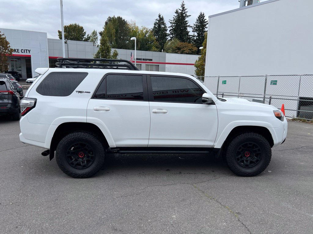 Used 2023 Toyota 4Runner SR5 AWD/4WD image 3