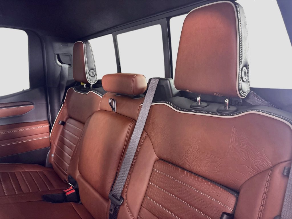 Certified 2024 GMC Sierra 1500 Denali Ultimate AWD/4WD image 29