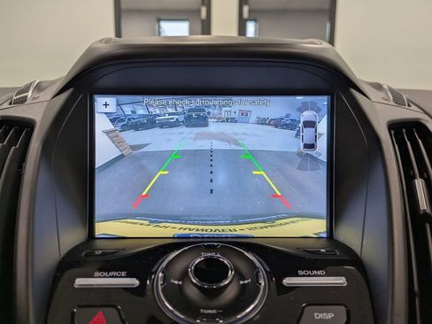 Used 2018 Ford Escape Titanium w/ Ford Safe & Smart Package AWD/4WD image 14