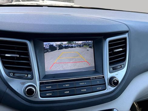 Used 2018 Hyundai Tucson SEL AWD/4WD image 42