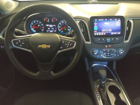 Used 2022 Chevrolet Malibu LT FWD image 22