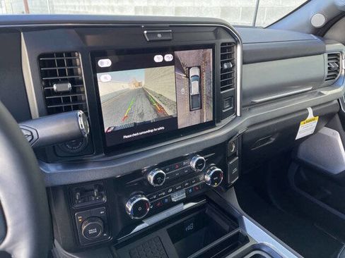 Used 2025 Ford F450 Platinum image 23