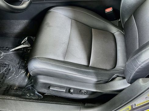 Used 2019 Honda Accord Sport image 18