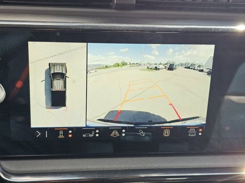 Used 2024 GMC Sierra 3500 AT4 w/ AT4 Preferred Package AWD/4WD image 10