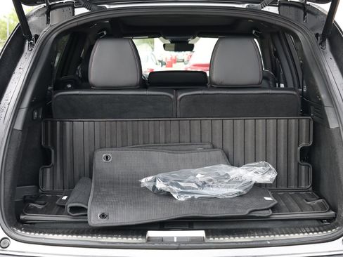 Used 2023 Acura MDX Type S image 38