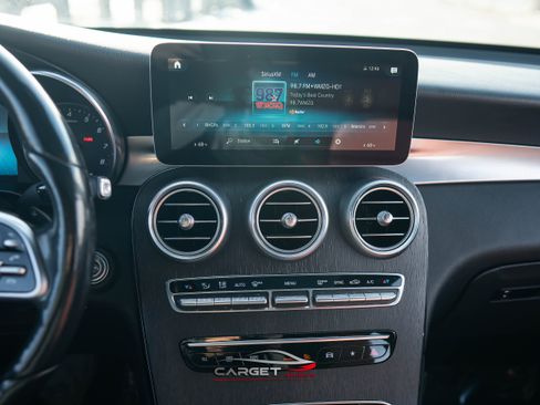 Used 2020 Mercedes-Benz GLC 300 4MATIC Coupe image 29