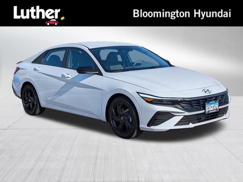 Certified 2026 Hyundai Elantra Sport FWD image 1