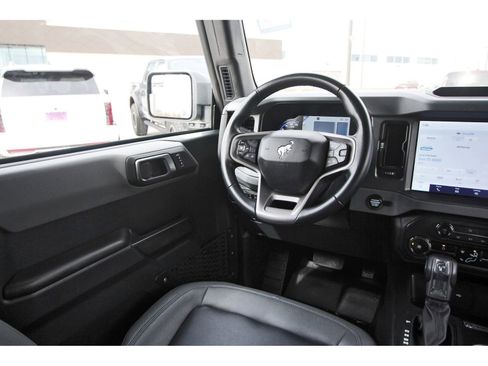 Used 2024 Ford Bronco Big Bend image 12