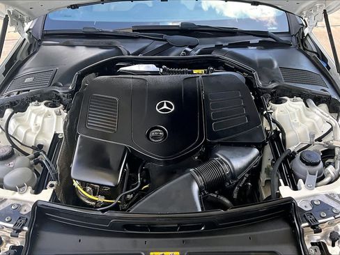 Used 2024 Mercedes-Benz CLE 300 4MATIC Coupe image 27