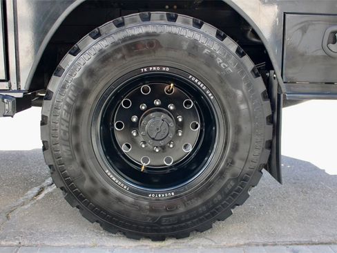 Used 2024 Ford F550 4x4 Crew Cab Super Duty image 13