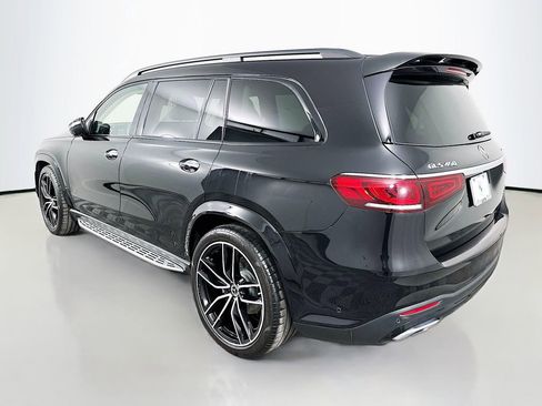 Used 2022 Mercedes-Benz GLS 450 4MATIC image 7
