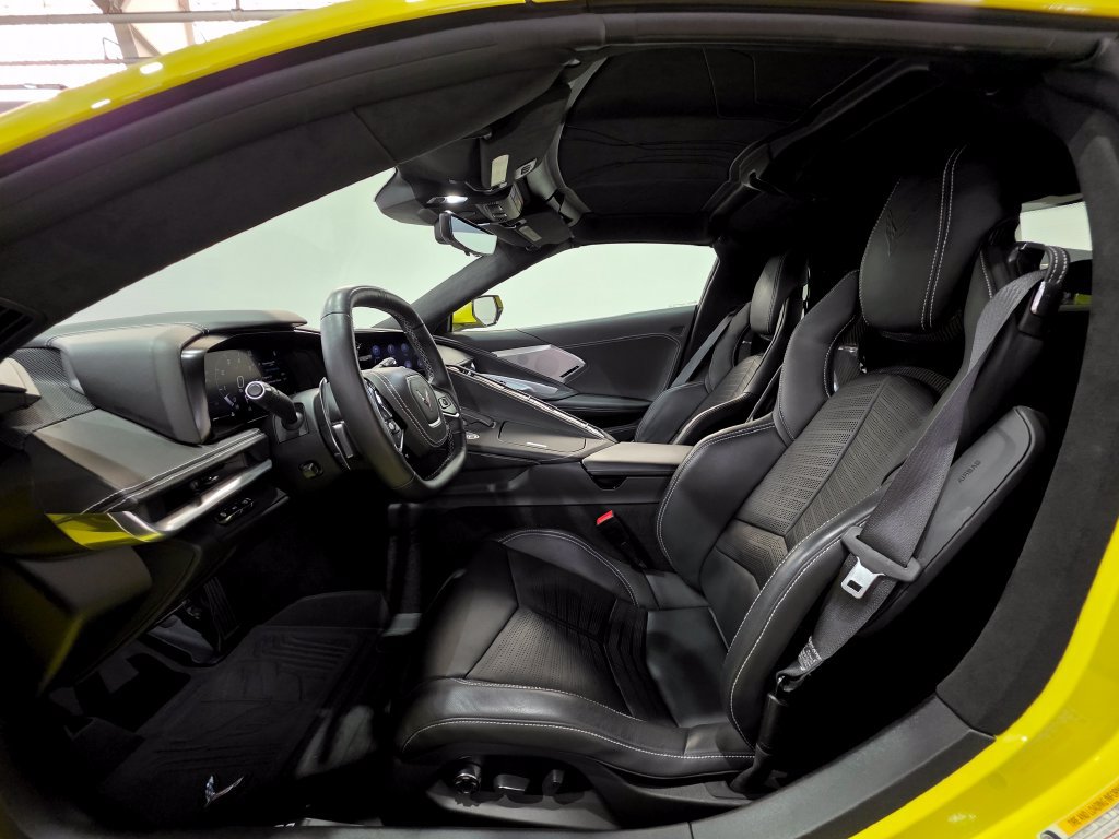 Certified 2021 Chevrolet Corvette Stingray Premium Cpe w/ Z51 Performance Package RWD image 16