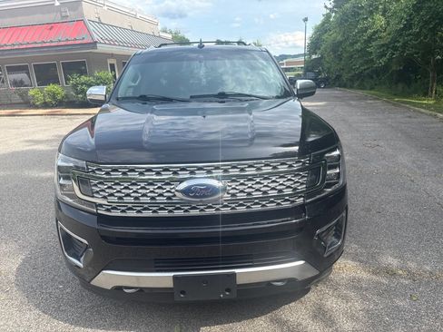 Used 2021 Ford Expedition Platinum AWD/4WD image 3