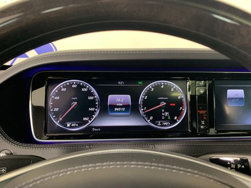 Used 2017 Mercedes-Benz S 550 Sedan image 22