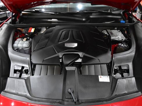 Used 2021 Porsche Cayenne AWD/4WD image 54