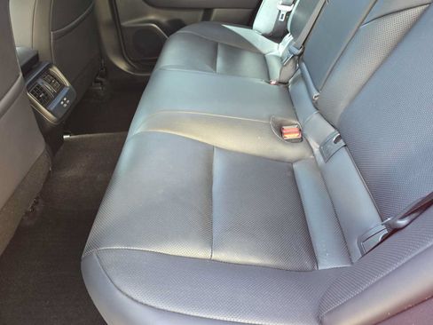 Used 2023 Toyota Crown AWD/4WD image 14