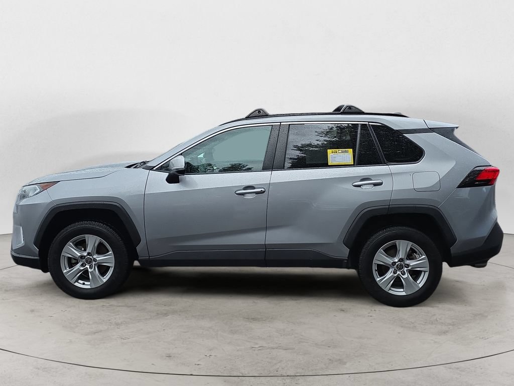 Used 2021 Toyota RAV4 XLE w/ XLE Grade Weather Package AWD/4WD image 8